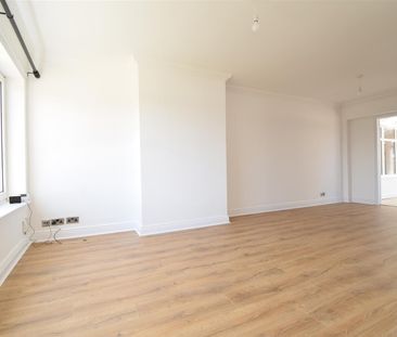 Hall Cliffe Grove, Horbury - Photo 3