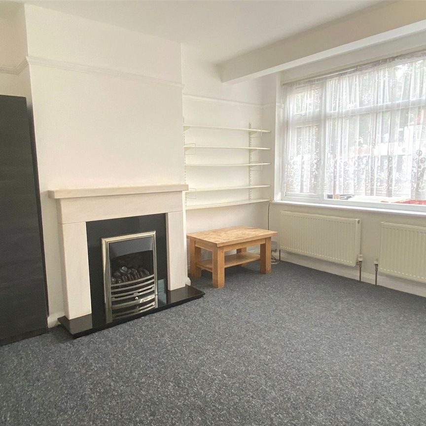 Wentworth Road, Southall, UB2 5TY - Photo 1