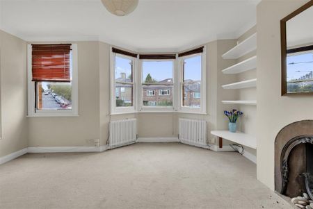 2 bedroom flat to rent - Photo 3