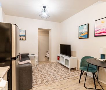 For Lease - 212 Wilson Street Unit# 2, Hamilton, Ontario - Photo 2