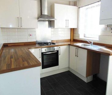 Hillside Avenue, Shaw, OL2 - Photo 3