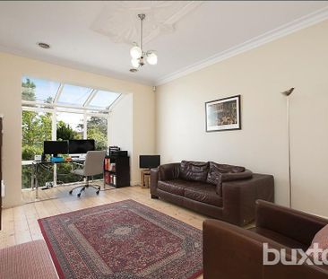 The Perfect Family Home - Photo 4