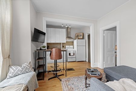 85 Fifth Ave #3, Ottawa, ON K1S 2M3, Canada - Photo 3