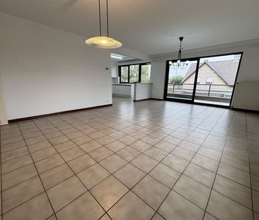 Appartement met 2 slaapkamers en terras - Photo 1