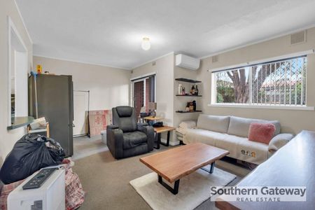 Cozy and Convenient Living in a Secure Community - Photo 2