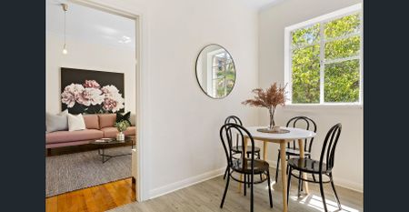 Timeless Grace in Botanic Gardens Precinct! - Photo 4