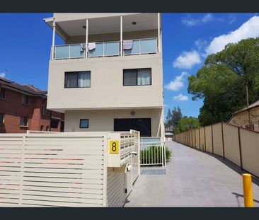 2/2-6 Hawkesbury Road, Westmead, NSW 2145 - Photo 2