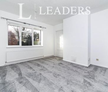 3 bedroom semi-detached house to rent - Photo 6