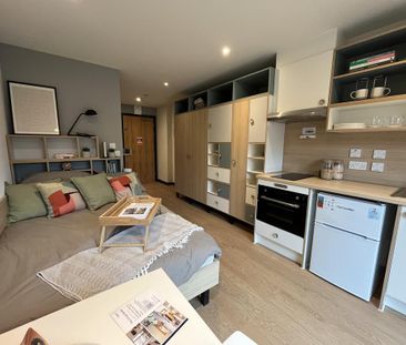 Studio to rent - Photo 1