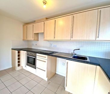 2 bedroom apartment to rent - Photo 4