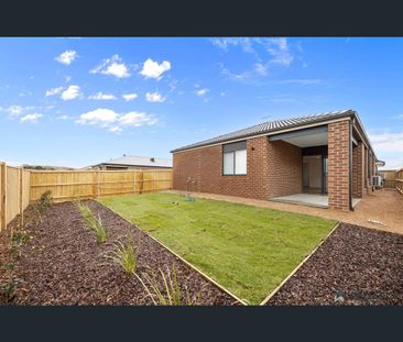 444 Mandalay Circuit, Beveridge, Vic 3753 - Photo 6