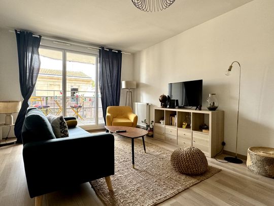 Location Appartement 3 pièces 66m² BORDEAUX 33300 - Photo 1