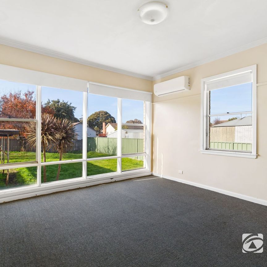 25 Kookaburra Ave, North Bendigo - Photo 1