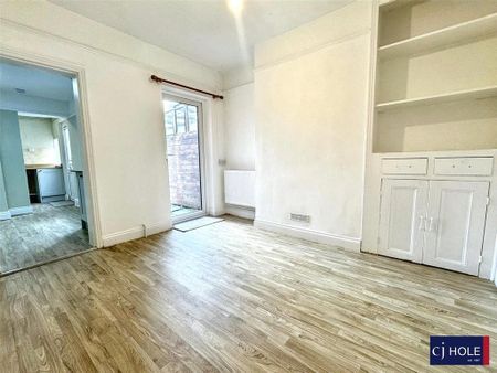 2 bedroom terraced house to rent - Photo 3