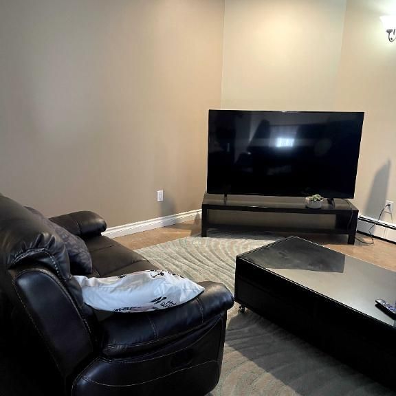 Appartement entièrement meublé – 2 chambres + pièce supplémentaire - Photo 1