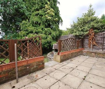 Bushy Hill Drive, Guildford, Surrey, GU1 - Photo 6