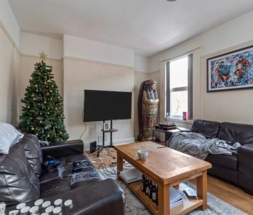 Apt 2, 11 Wolseley Street - Photo 2
