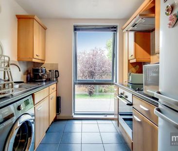 2 bedroom apartment to rent - Photo 4