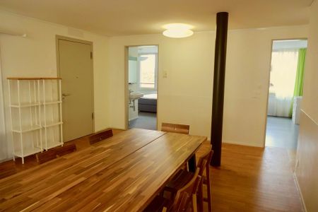 Your Next Chapter Starts Here - Furnished Room in a Top Location - Photo 2