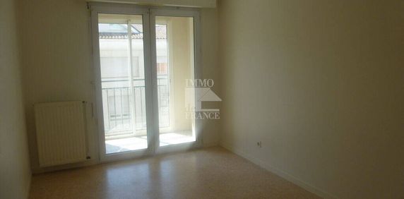 Location appartement 2 pièces 45.65 m² à La Roche-sur-Yon (85000) - Photo 2