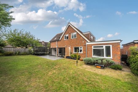 5 bedroom detached house to rent - Photo 5
