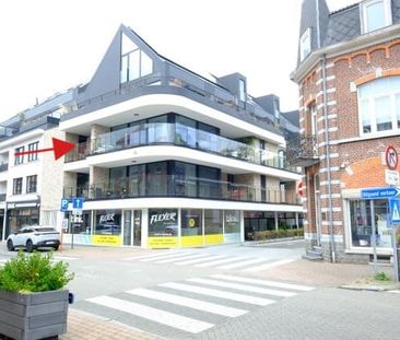 Prachtig hoek-appartement op de tweede verdieping met 2 slaapkamers in hartje Bilzen - Photo 3
