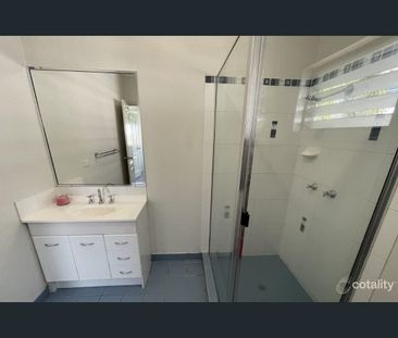 5/53-55 Kings Road, Pimlico, Qld 4812 - Photo 2