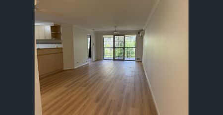 Stunning Apartment for Rent in Joondalup - Experience Comfort and Style at its Finest! - Photo 4