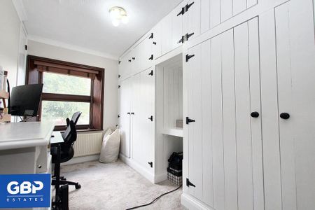 2 bedroom semi-detached house to rent - Photo 5