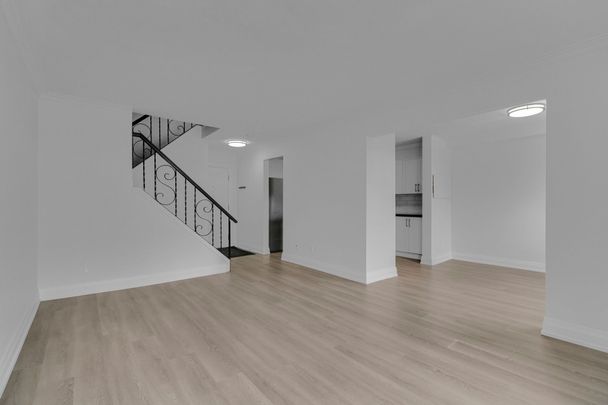 For Lease - 1140 Tavistock Drive Unit# 5, Burlington, Ontario - Photo 1