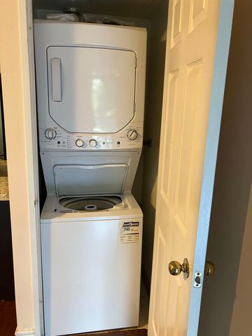 For Lease - 28 Empress Avenue Unit# 307, Toronto, Ontario - Photo 4