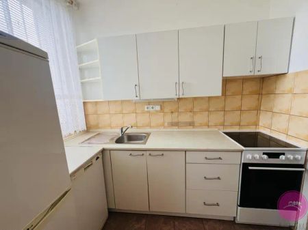 Pronájem bytu 2+kk s balkonem na ulici Frágnerova v Olomouci - Photo 4