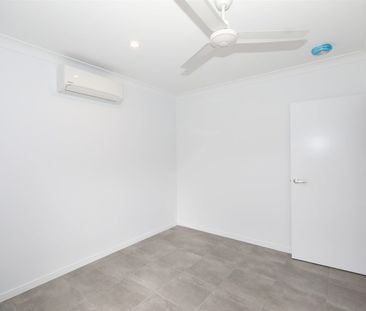 Family Entertainer - Media Room or Office - Side Access - Mackillop... - Photo 6