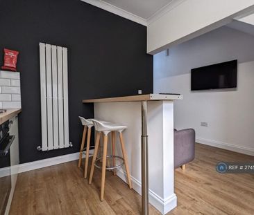 2 bedroom terraced house to rent - Photo 5