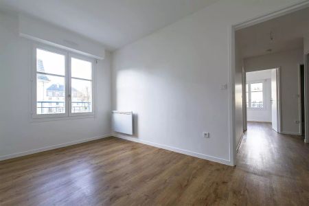 location Appartement T5 DE 109.14m² À ST GERMAIN EN LAYE - Photo 3