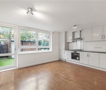 Westbridge Road, SW11 - Photo 2