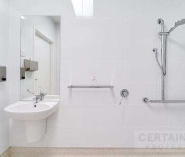 NEWLY FURNISHED CO-LIVING SPACE - - Photo 4