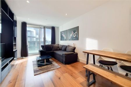 3 Lincoln Plaza, Docklands, E14 - Photo 2