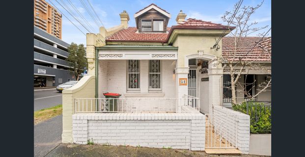 54 Newland Street, Bondi Junction, NSW 2022 - Photo 1