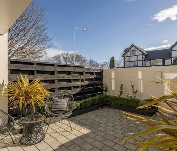2-Bedroom Townhouse in Riccarton with Garage - Photo 4