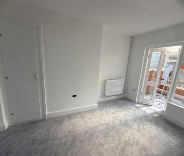 3 bedroom house to rent - Photo 2
