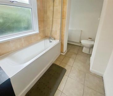 2 bedroom house to rent - Photo 3