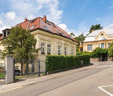 Výnimočný 5i mezonet 140m2, vo vile pod Slavínom, veľká záhrada, A/C – Fotografia 1