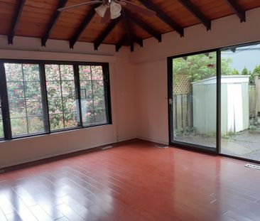 987 Cross Creek Road, West Vancouver, Bc - Photo 4