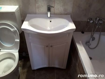 1 camera in zona Girocului - Photo 4