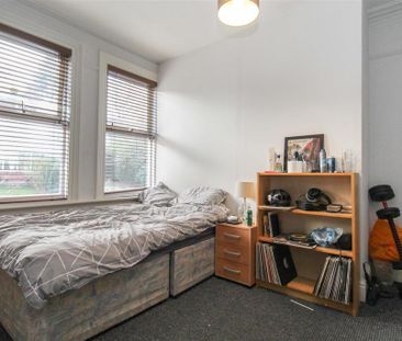 7 bedroom terraced house to rent - Photo 3