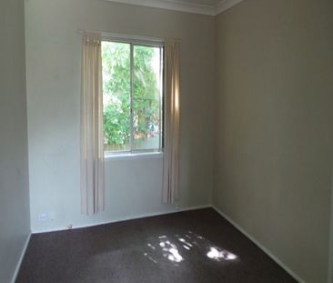 EAST TAMWORTH - Two Bedroom Unit - Photo 5