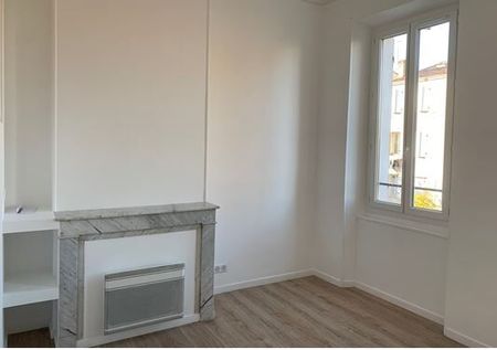 Appartement 2 pièces 35m2 MARSEILLE 10EME 575 euros - Photo 4