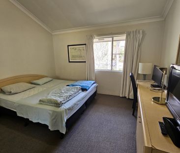 Marsfield - Photo 2