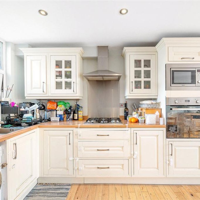 3 bedroom terraced house to rent - Photo 1